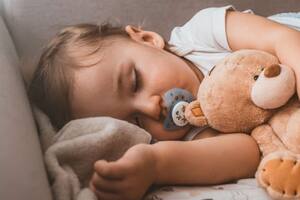 ¿Qué pasa si mi bebé usa mucho el chupete?