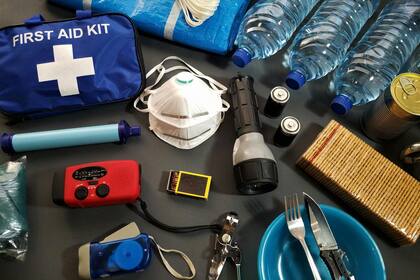 Qué poner en el kit de emergencia ante desastres