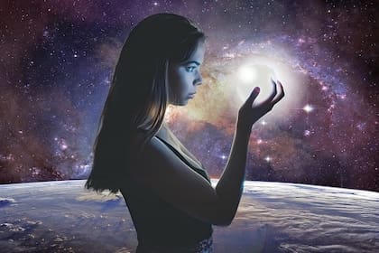 Qué significa cuando el reloj marca una hora espejo