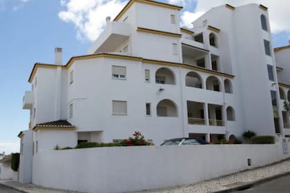 Qué sucedió con el departamento del que desapareció Madeleine McCann. (Foto AP/Armando Franca)