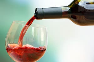 El Lado B del vino: exportaciones en caída, consumo interno frenado y precios de la uva atrasados