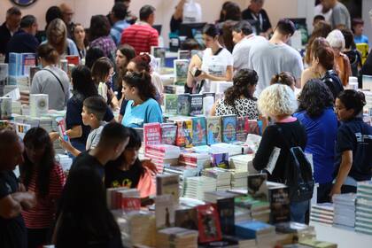 Queda una semana para visitar la Feria del Libro: concluye el lunes 15