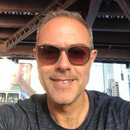 Qué elementos encontraron en el allanamiento al departamento del cirujano acusado de prostituir a su novia - LA NACION