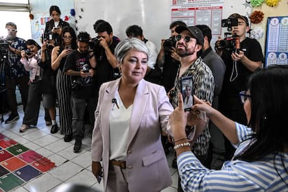 Quién es Jeannette Jara y qué propone