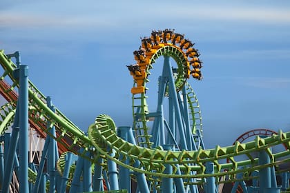 ¿Quién se anima a subirse a la montaña rusa?
