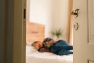 Por qué algunas personas prefieren dormir con la puerta abierta