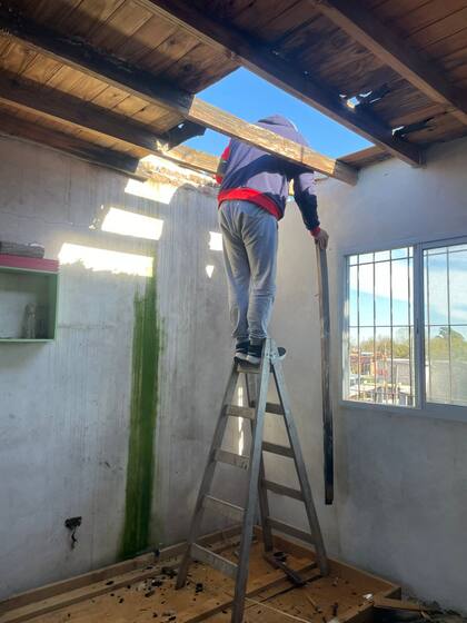 Quienes reciben los microcréditos se ocupan de hacer las tareas de mejoramiento de su vivienda