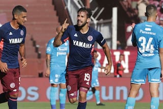 Lanús fue mejor que Belgrano y se metió en octavos de la Copa de la Superliga