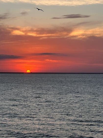 Quimey disfruta del mar y sus atardeceres pero nunca deja de lado su responsabilidad porque "a veces puede salir mal", expresa