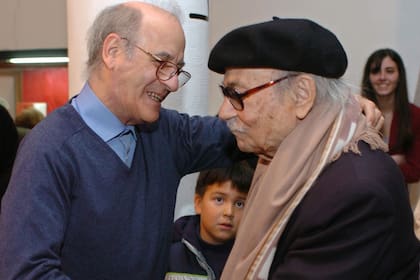 Quino junto al escritor Ernesto Sábato en agosto del 2004