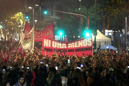 Quinta marcha de Ni Una Menos, frente al Congreso 