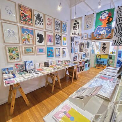 Quorum ofrece pinturas, grabados, fotografías y demás objetos de arte aptos para todo público.