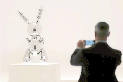 Rabbit, de Koons, el día en que se vendió por US$91 millones