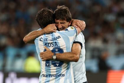 Racing eliminó a River y espera por Lanús o Tigre en los cuartos de final del Torneo Clausura 2025