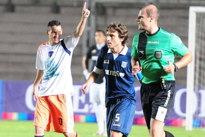 Racing pierde con Tristán Suárez en 2013; el primer golpe que un equipo del ascenso le dio a la Academia en la Copa Argentina