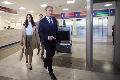 Rafael Cuneo Libarona y su equipo de abogados que defienden a los rugbiers franceses