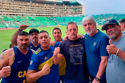 Rafael Di Zeo y los referentes de La 12 en el estadio de Deportivo Cali, en el estreno de Boca en la Copa Libertadores; junto con Mauro Martín enseñaron poder ante las autoridades y los disidentes que pretendieron emboscarlos el año pasado, con Walter Tintín Coronel al mando