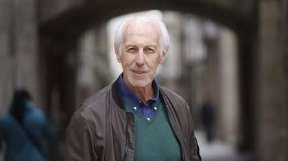 Rafael Felipe Oteriño, presidente de la AAL, expuso sobre Lenguaje claro y accesible en la sesión plenaria que tuvo lugar en Lima en la previa del Congreso en Arequipa