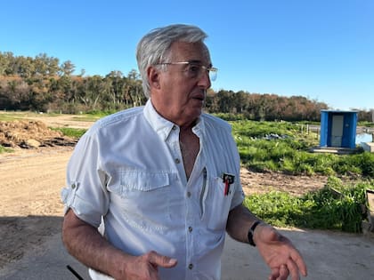 Rafael Llorente, productor lechero de Arenaza, provincia de Buenos Aires