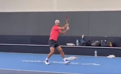 Rafael Nadal, en su regreso a los entrenamientos con miras al Australian Open