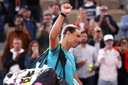 Rafael Nadal se fue de Roland Garros sin las sensaciones de siempre, pero recibió ovaciones