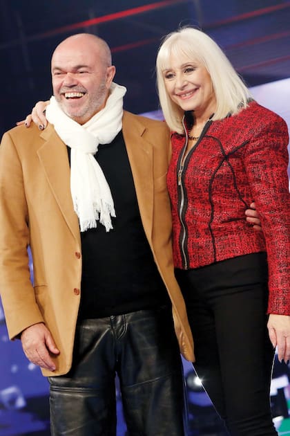 Raffaella Carra y su última pareja, el coreógrafo Sergio Iapino, en 2015