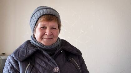 Raisa permaneció en su aldea desde el inicio de la guerra. "Vine al psicólogo porque todavía no puedo dormir. Era imposible acostumbrarse a tal volumen de bombardeos, era terrible"