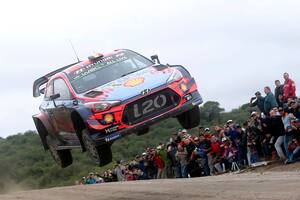 Neuville establece condiciones desde el inicio en el Rally de la Argentina