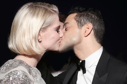 Rami Malek y Lucy Boynton, en mejores épocas