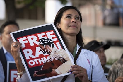 Rami Othmane, músico clásico tunecino radicado en Estados Unidos desde 2015, fue detenido por agentes del ICE mientras conducía hacia una tienda en Pasadena