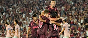 Lanús sufrió en el final, pero ganó de nuevo y es uno de los punteros en el comienzo del Apertura