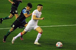 No por mucho madrugar...: Estudiantes hizo un gol a los 15 segundos y no ganó