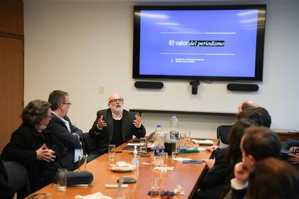 Ramiro Fernández, de la consultora Trends, en la presentación de la campaña de ADEPA, ATA y ARPA sobre los valores del periodismo