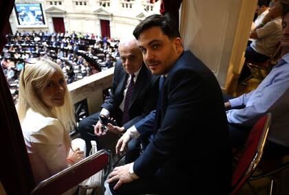 Ramiro Marra en la Cámara de Diputados durante la sesión por la ley ómnibus