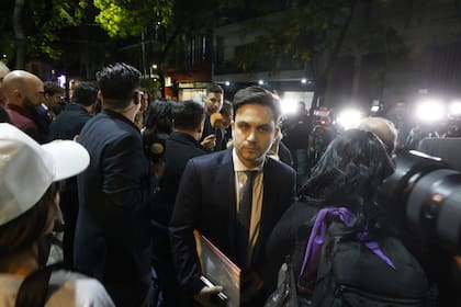 Ramiro Marra llega al debate que se llevará a cabo en el Canal de la Ciudad