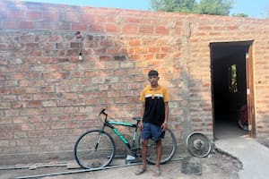 Le dieron una oportunidad, a los 15 años aprendió a leer y muestra cómo cambió su vida