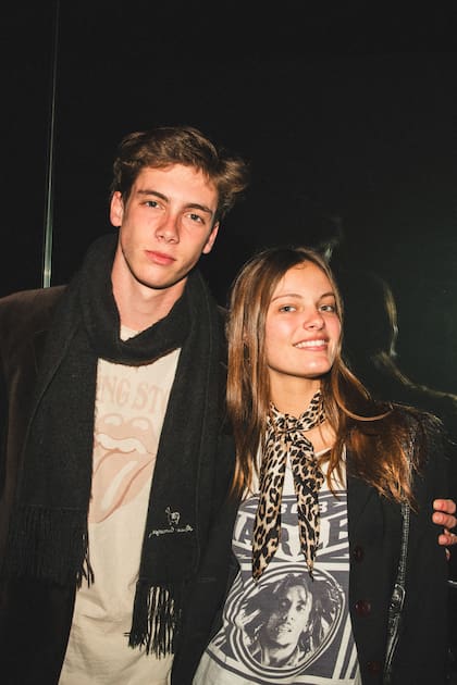 Ramón Acuña y su prima, Mar Tanoira, se pusieron al día