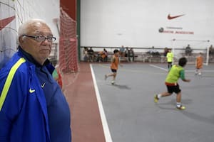 Adiós al ojo clínico del fútbol argentino, descubridor de Tevez y Paredes, que hizo de Club Parque una Masía