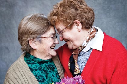 Ramona Arévalo y Norma Castillo, la primera pareja de mujeres en casarse en nuestro país. Tienen 69 años