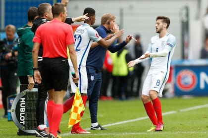 Rashford ingresó por Lallana en el segundo tiempo