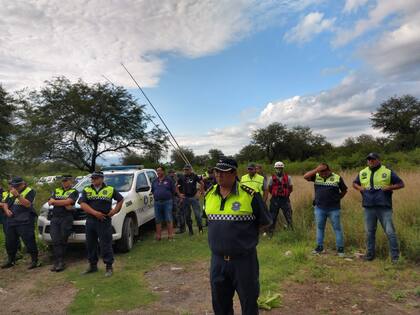 Rastrillaje en la casilla donde vivía Benjamín en Atahona.