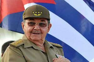 El expresidente cubano Raúl Castro se recupera de una operación de hernia