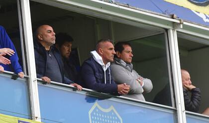 Raúl Cascini y Marcelo Delgado, integrantes del Consejo de Fútbol, le comunicaron al jugador que entrenaría de manera diferenciada