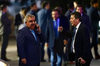 El catamarqueño Jalil estuvo en la Casa Rosada y se encamina a romper el bloque de Fuerza Patria