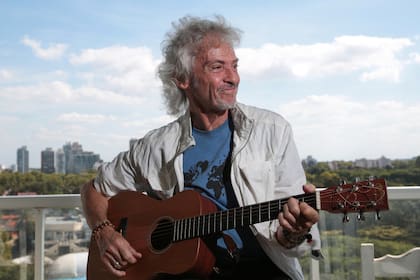 Raul Porchetto, a los 74, a más de cinco décadas de la grabación de su primer álbum