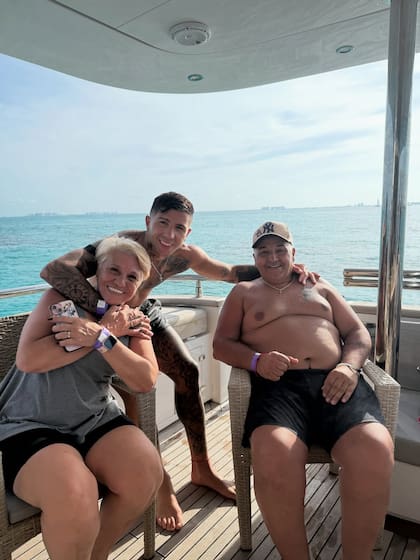 Raúl y Marta, los padres de Enzo Fernández