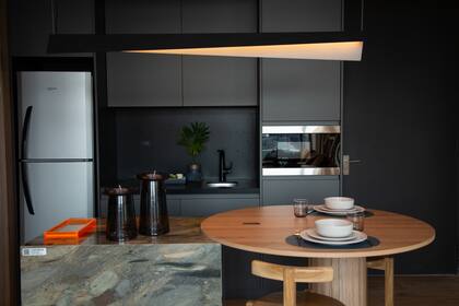 Rauvisio Mate Bigio en el departamento ambientado por MADO.