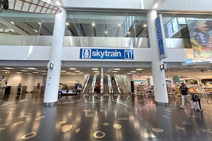 Reabre la Estación 1 del Skytrain del Aeropuerto de Miami para facilitar el traslado de pasajeros en la terminal