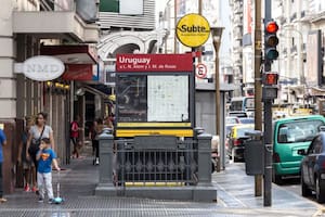 Reabre la estación Uruguay de la línea B: así quedó tras la renovación