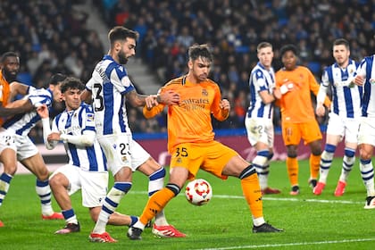 Real Madrid prevaleció como visitante en el partido de ida ante Real Sociedad